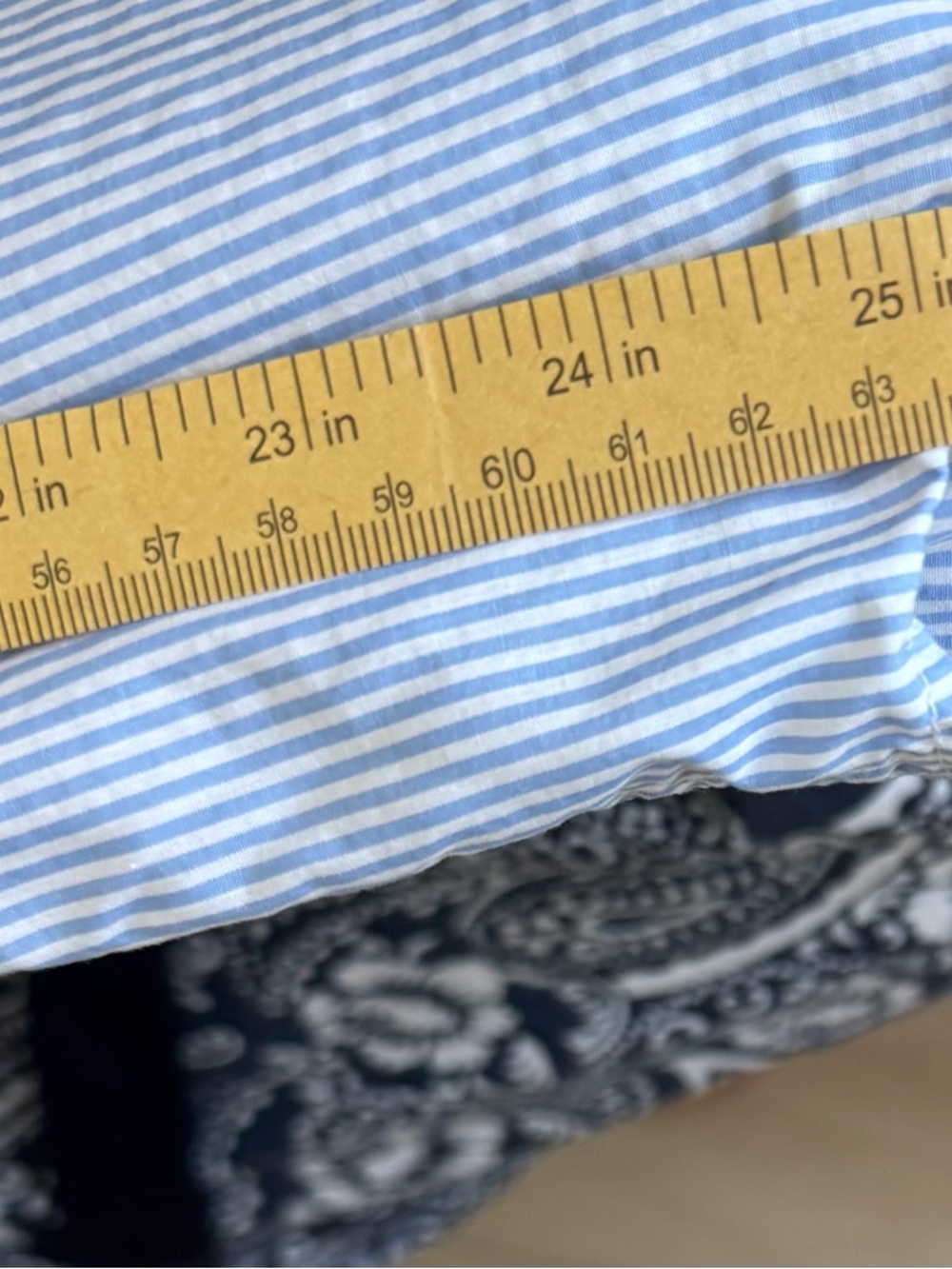 Carolina Herrera Light Blue and White Pinstripe Shirt with Red Label - Picture 9 of 10